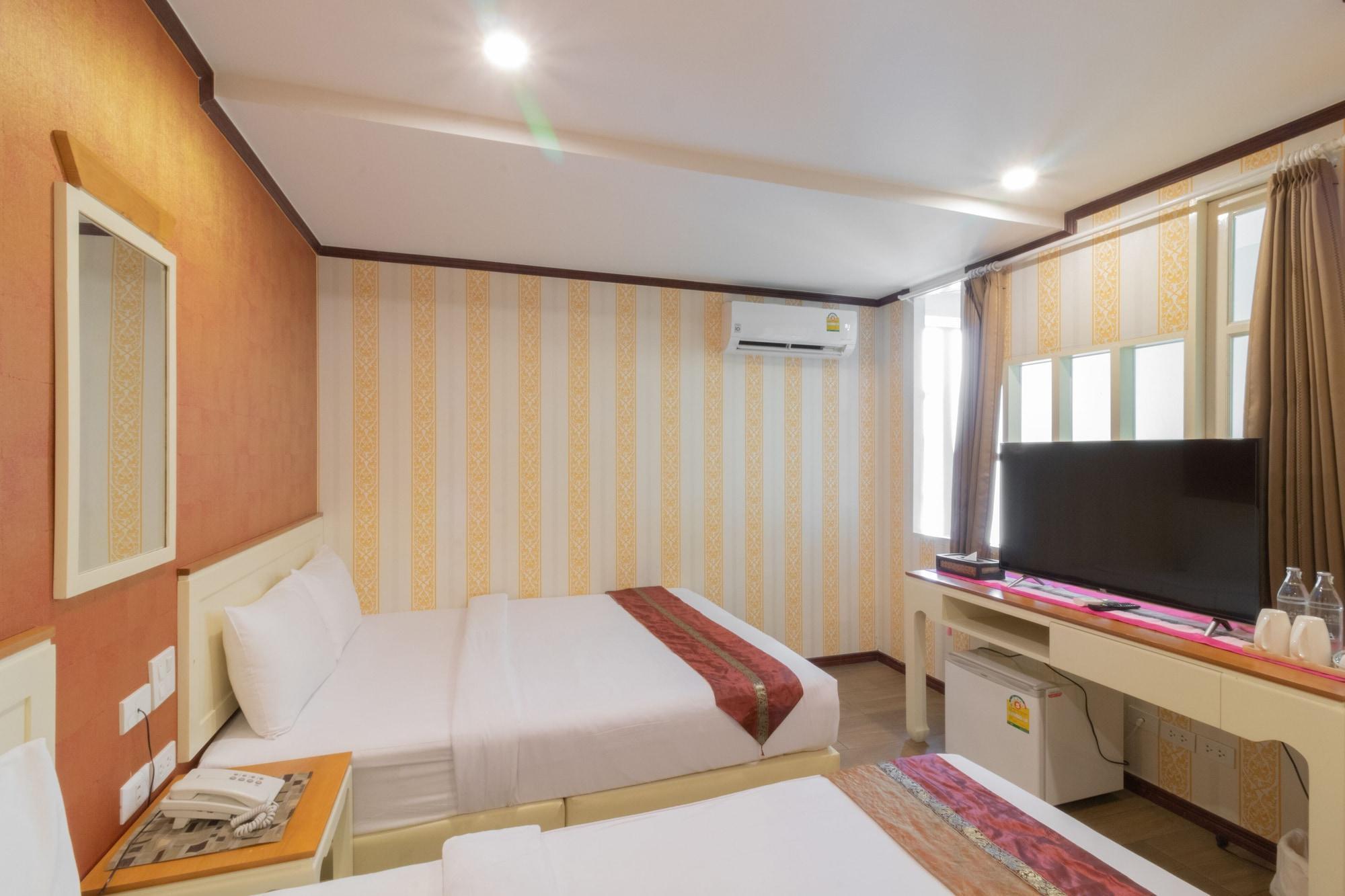 J&Y Hotel Latphrao 35 Bangkok Eksteriør billede
